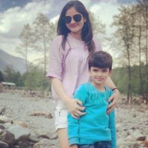 Meet your Posher, Ekta